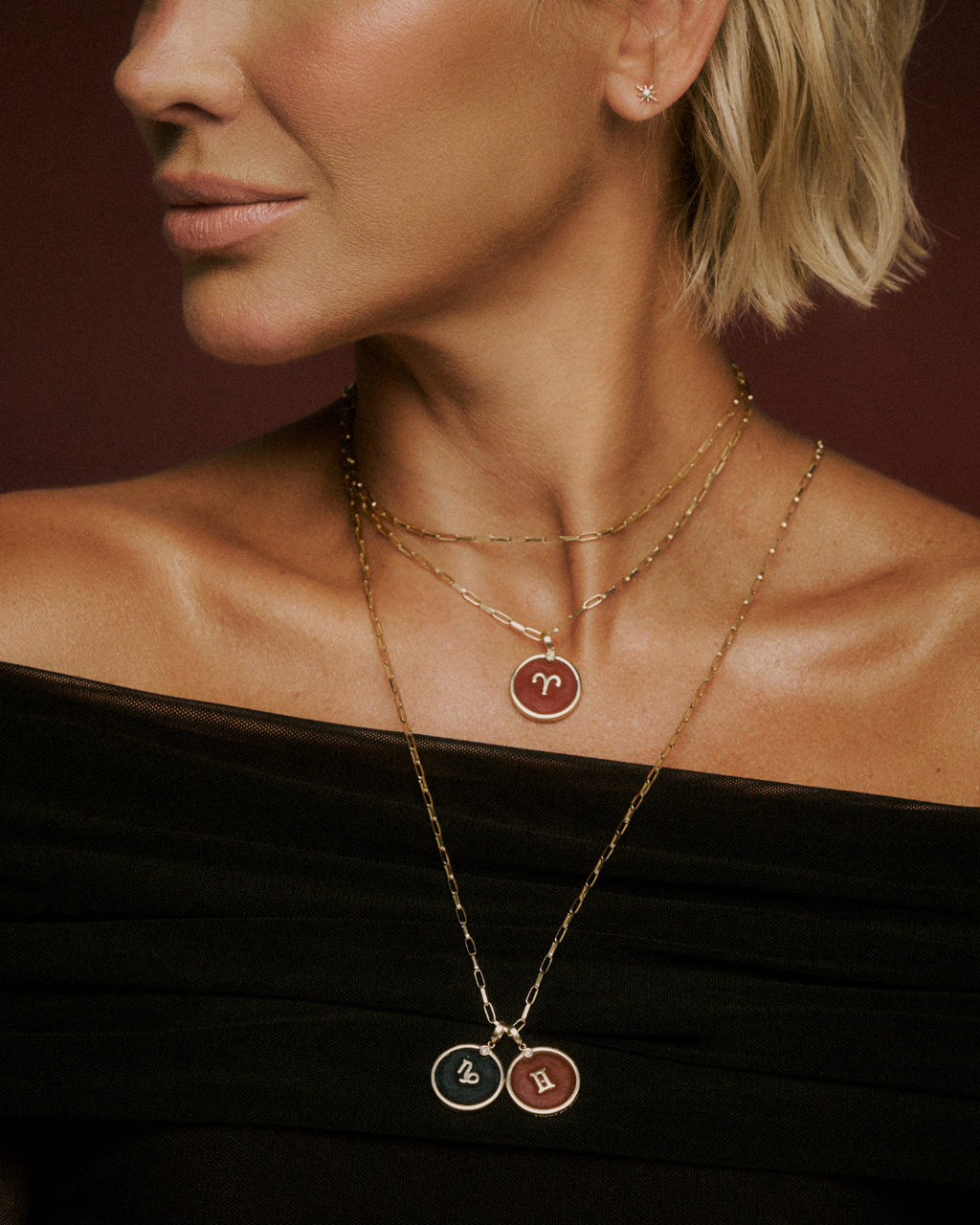 Pingente ÁRIES Jaspe Vermelha em Ouro Amarelo 18k - Collab Mônica Salgado