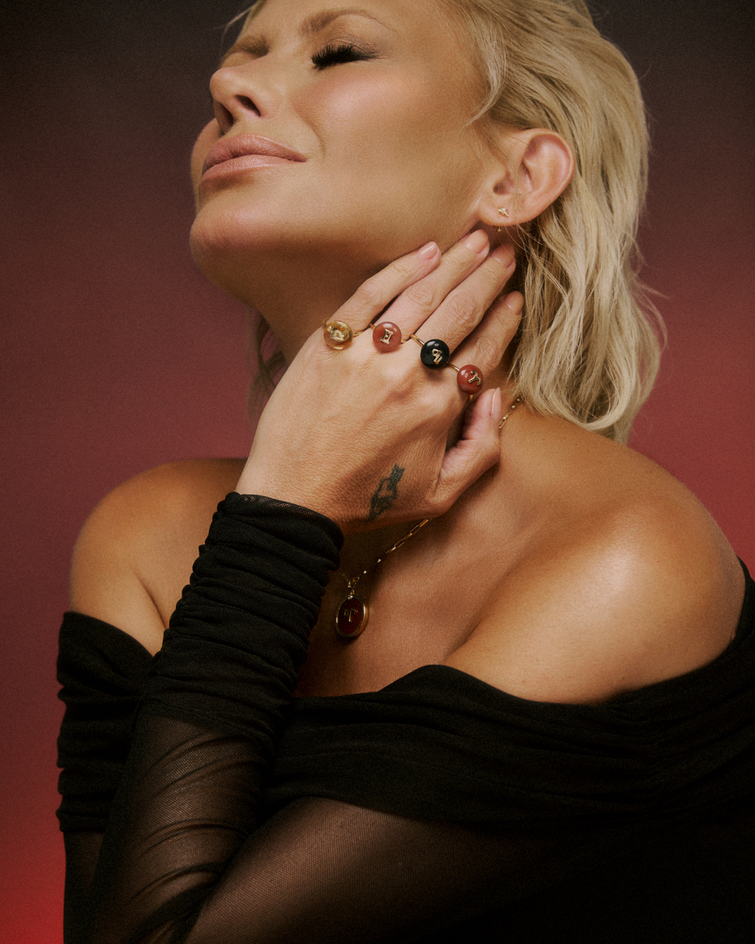 Anel ÁRIES Jaspe Vermelha em Ouro Amarelo 18k - Collab Mônica Salgado