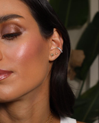 Brinco ESTRELA M em Ouro 18k - Collab Mônica Salgado