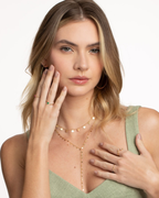 Anel LIGHT Rubi 12pt e 2 Diamantes 3pt total em Ouro Amarelo 18k