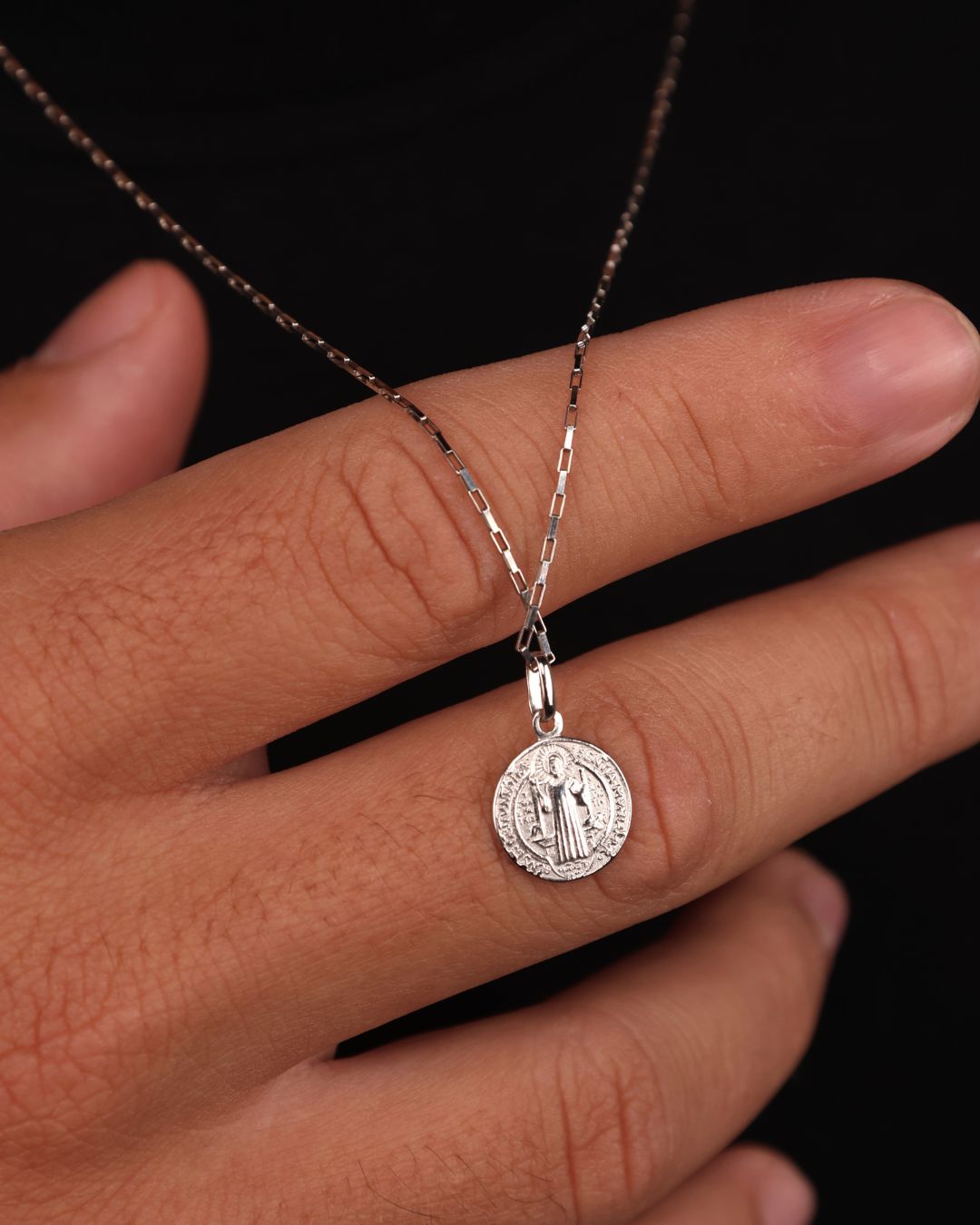 Corrente São Bento em Ouro Branco 18K