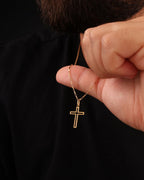 Pingente Cruz G Vazada em Ouro 18K
