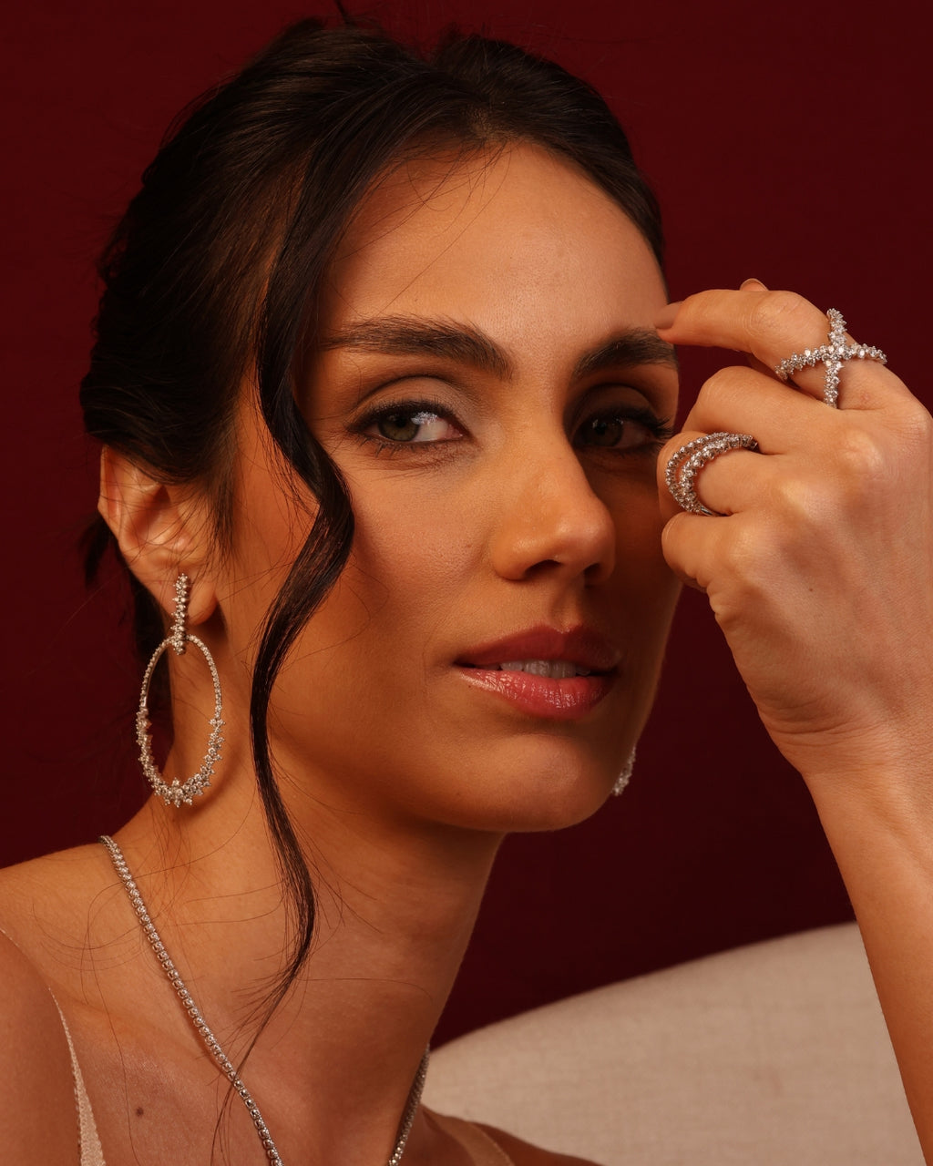 Anel X Silvia Diamantes em Ouro Branco 18K