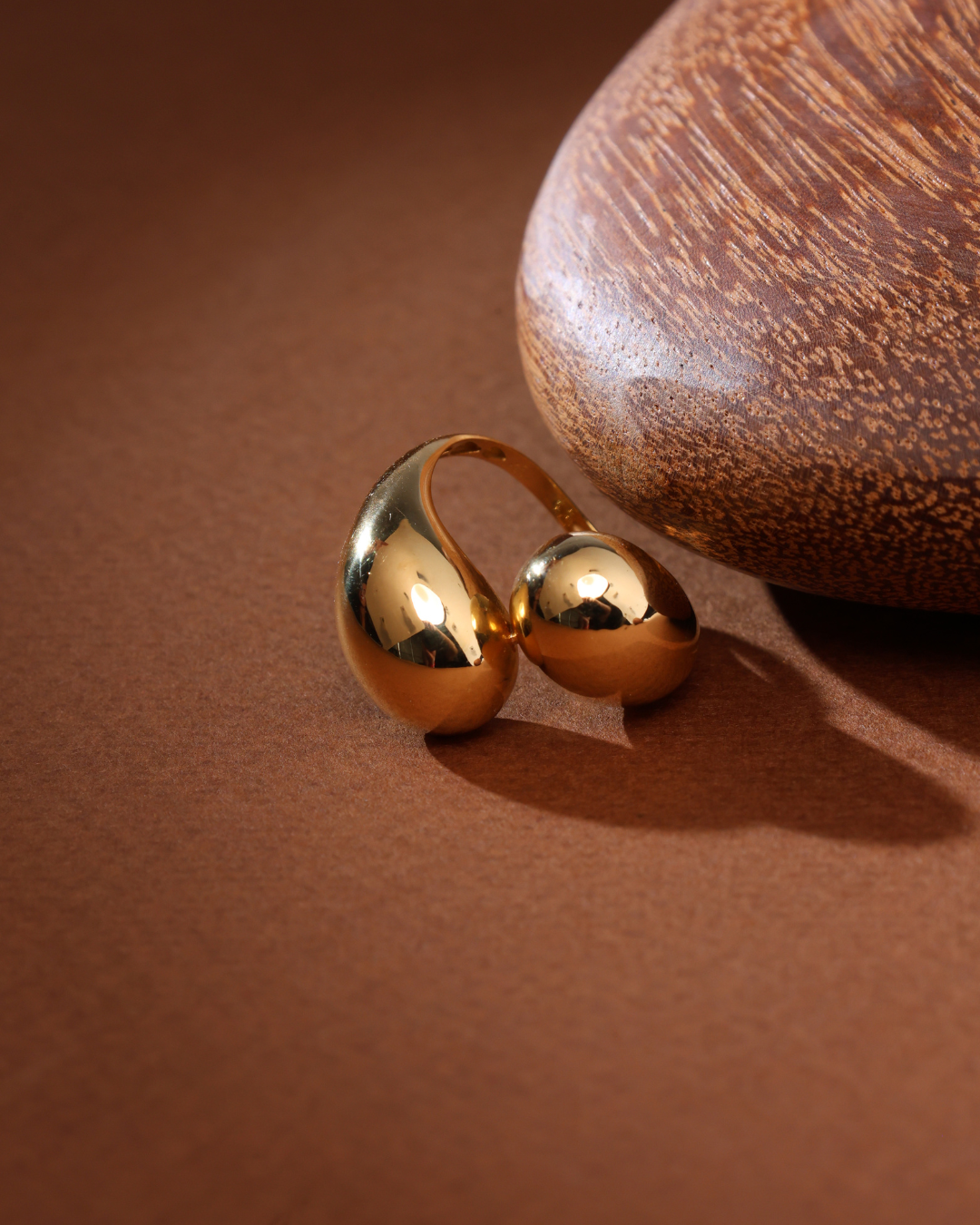 Anel Gota BOLD M em Ouro Amarelo 18K
